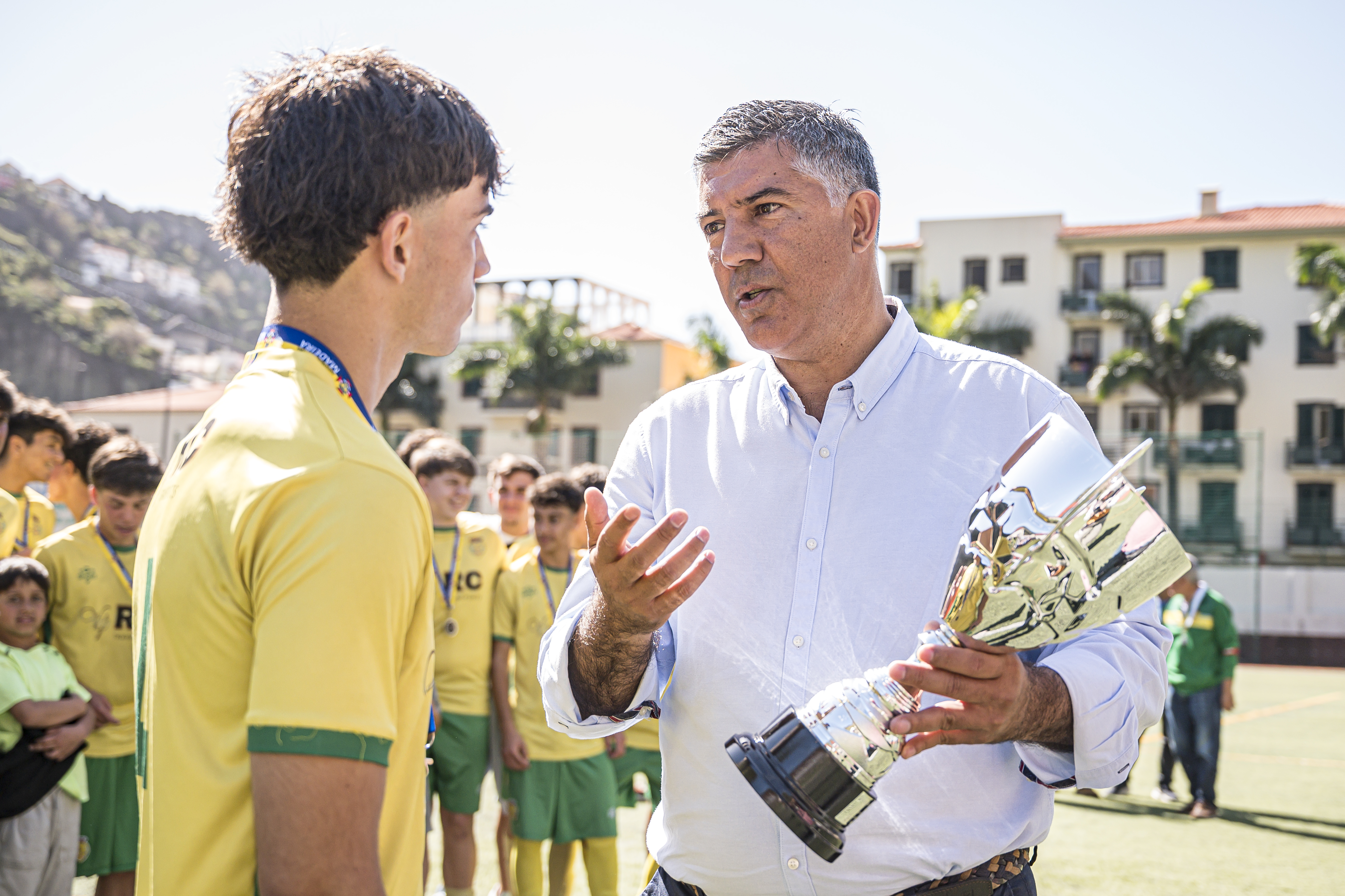 Torneio Intercalar - Juvenis: Câmara de Lobos vencedor